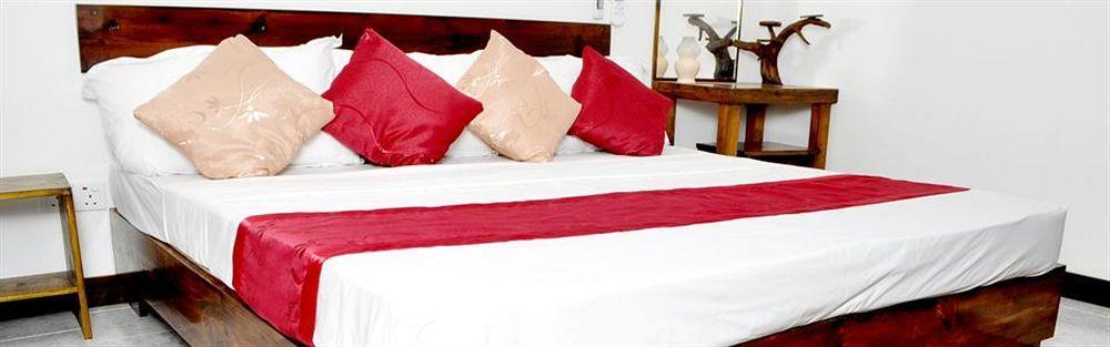 Maldives Isle Beach Inn מראה חיצוני תמונה